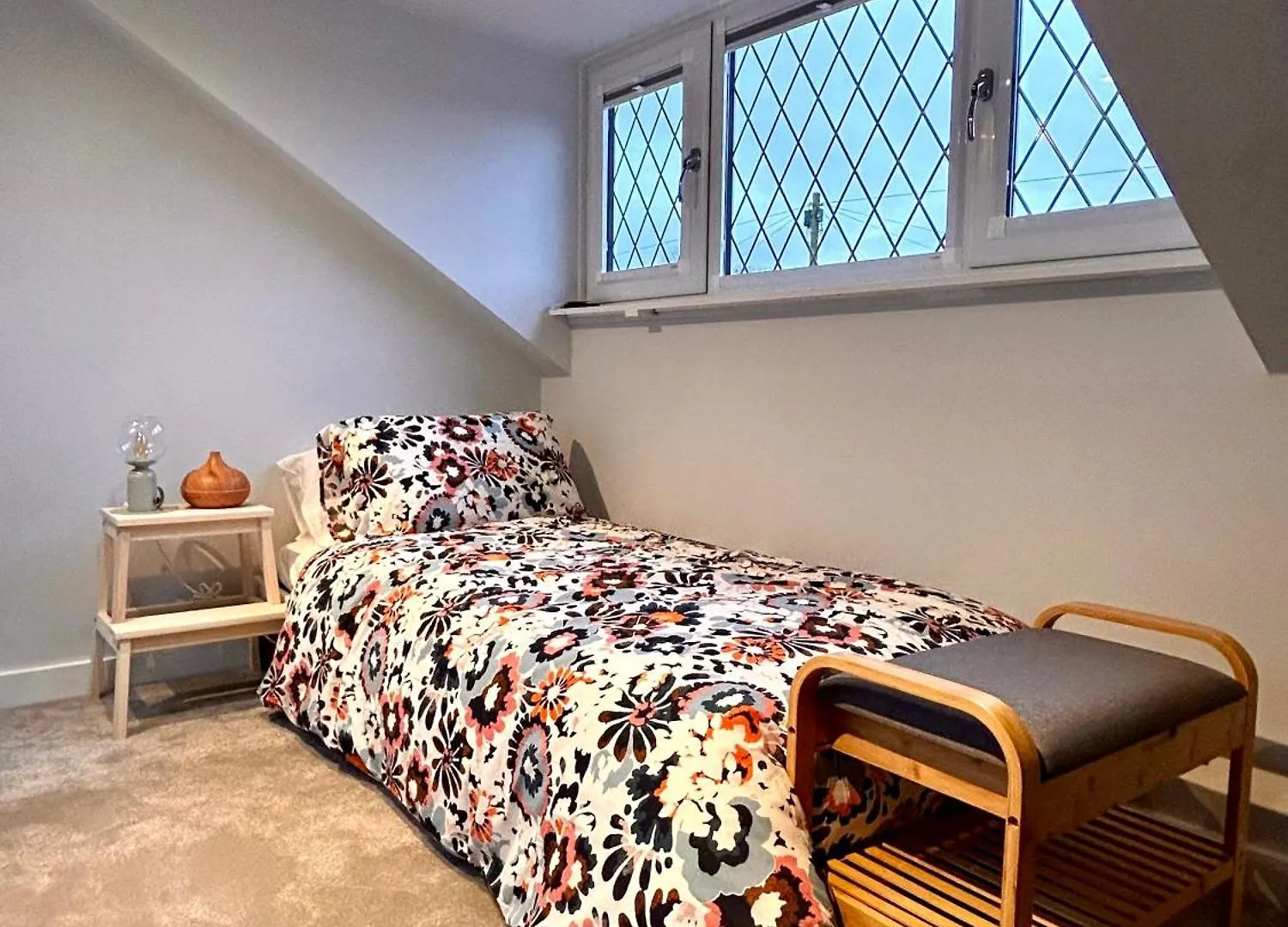 Nature Inspired Bungalow With 3 Rooms - 10 Mins From Manchester Airport Timperley